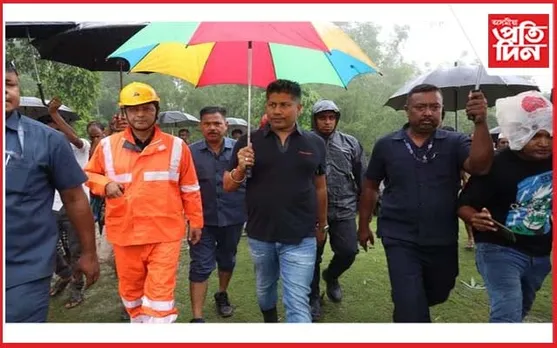 লাহৰীঘাটত ব্ৰহ্মপুত্ৰৰ গৰা খহনীয়া পৰিদৰ্শন মন্ত্ৰী পীযুষ হাজৰিকাৰ...