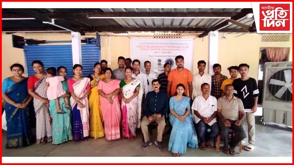 গোলাঘাটত থলুৱা প্ৰজাতিৰ মাগুৰ মাছৰ কৃত্ৰিম প্ৰজনন কৌশলৰ প্ৰশিক্ষণ...