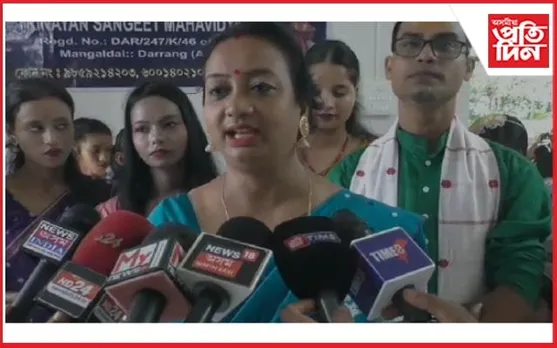 থাইলেণ্ডত সত্ৰীয়া নৃত্য পৰিবেশন কৰিলে মঙলদৈৰ শিল্পীয়ে  