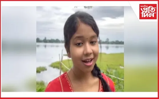 কোকিলকণ্ঠী লতাৰ আদৰ্শক অনুকৰণত ব্যস্ত শিৱসাগৰৰ কিশোৰী...