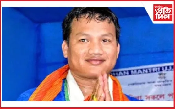 দেবুলাল গাৰ্লোছাৰ বিৰুদ্ধে ব্য়ৱস্থা গ্ৰহণৰ দাবীত ৰাজীৱ ভৱনত কংগ্ৰেছৰ ধৰ্ণা কাৰ্যসূচী