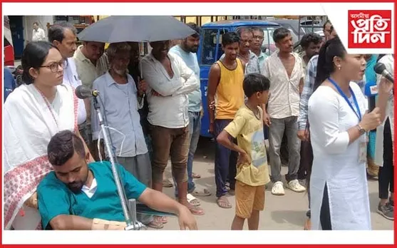 মহানগৰীত বাট-পথত বিশেষ নাটঃ দৃষ্টি আকৰ্ষণ পথচাৰীৰ...