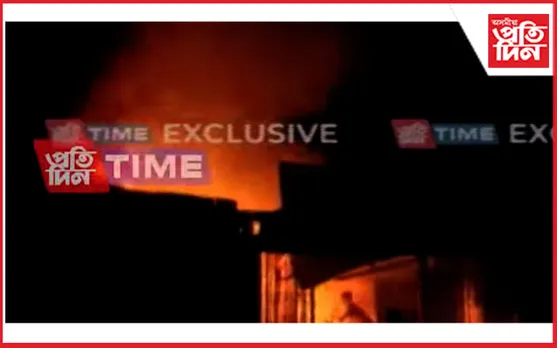 বদৰপুৰত ভয়াৱহ অগ্নিকাণ্ড : ভস্মীভূত ৰবৰ গুদাম