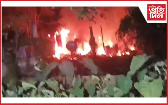 গোলাঘাটত ভয়াৱহ অগ্নিকাণ্ড : ভষ্মীভূত অংগনবাদী কেন্দ্ৰৰ লগতে বাসগৃহ