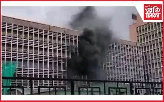 দিল্লীৰ AIIMSত অগ্নিকাণ্ডৰ সূত্ৰপাত...