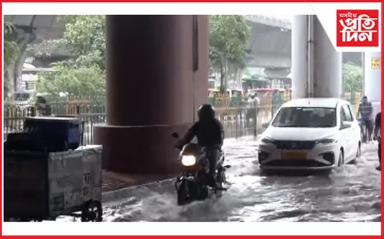 ধাৰাসাৰ বৰষুণে জুৰুলা কৰিছে দিল্লীবাসীক