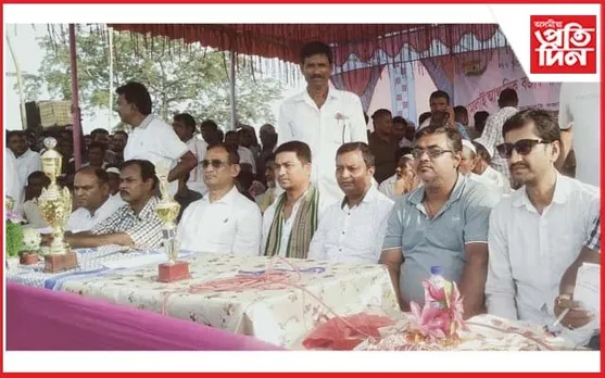 চমৰিয়াত নাওখেল প্ৰতিযোগিতা আৰু বঁটা বিতৰণী সভা
