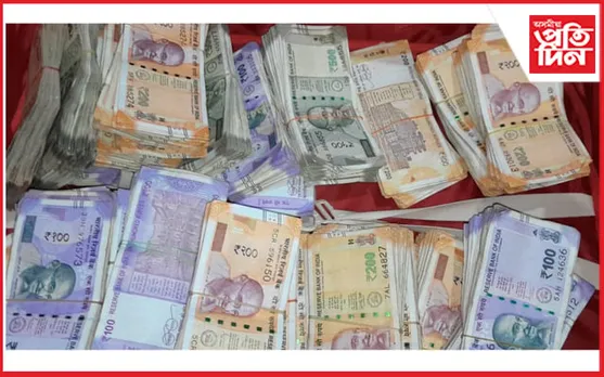 চিলপথাৰত আৰক্ষীৰ অভিযানত উদ্ধাৰ টকাৰ বেগসহ হেৰ'ইন 