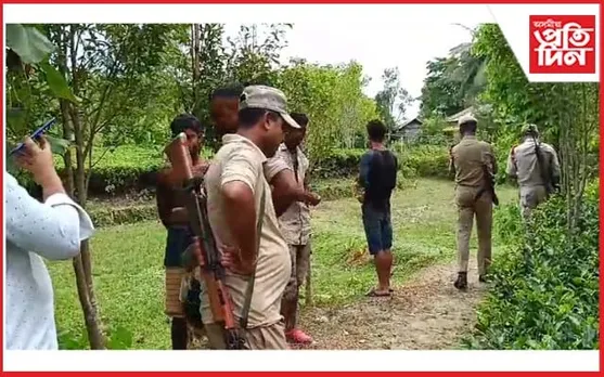 মোবাইলৰ বাবে পুত্ৰৰ হাতত প্ৰাণ গ'ল পিতৃৰ