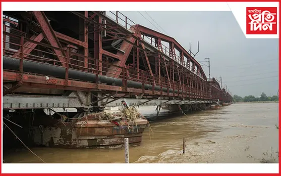 পুনৰ বিপদসীমাৰ ওপৰেৰে যমুনা নদীৰ পানীঃ আকৌ এবাৰ ভাবুকি ৰাজধানীলৈ 