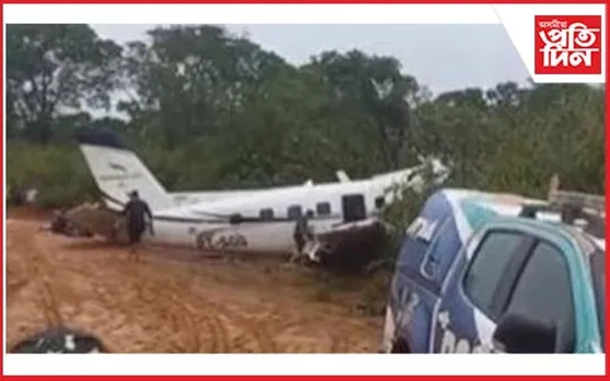 দুটুকুৰা হ'ল বিমানঃ ২ ক্ৰু মেম্বাৰসহ নিহত ১২ যাত্ৰী