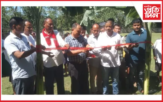 ঢকুৱাখনাত দুখন বিদ্যালয়ৰ আধাৰশিলা স্থাপন এম এ চিৰ অধ্যক্ষ সুনীল পেগুৰ