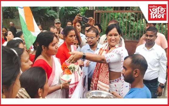 নলবাৰীৰ মহিলাসকল পুৰুষতকৈ আগৰণুৱাঃ জিলা আয়ুক্ত বৰ্ণালী ডেকা