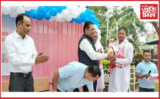 চৰাইদেউ জিলাৰ পৰা 'অমৃত কলহ' বাহকসকলৰ যাত্ৰাৰ শুভাৰম্ভ