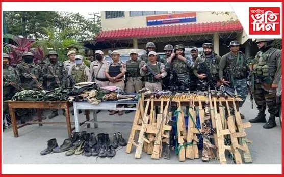 সেনা আৰক্ষীৰ অভিযানত পশ্চিম ইম্ফল জিলাৰ পৰা বৃহৎ সংখ্যক মাৰণাস্ত্ৰ জব্দ...