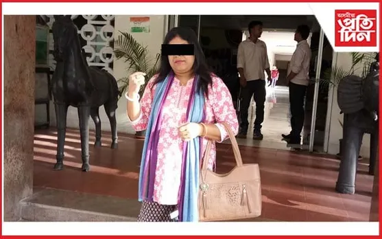 PMGAY গৃহ আবণ্টনত দুৰ্নীতি ! নিলম্বিত  খণ্ড উন্নয়ন বিষয়া মঞ্জুশ্ৰী ঘোষ...