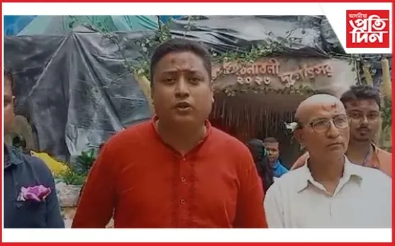 চিনাতলীত বিধিগত মন্ত্ৰৰে পূজাৰীয়ে দিলে দেৱী বিসৰ্জন
