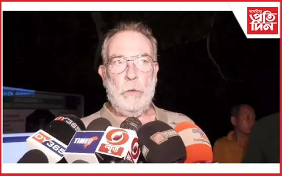 খুমটাইত মৌ-পালনৰ বিশেষ সজাগতামূলক সভা : বিদেশী পৰ্যটকৰো অংশগ্ৰহণ