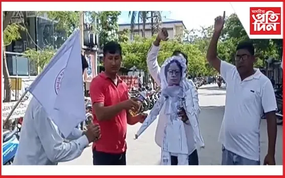 মঙলদৈত শক্তি মন্ত্ৰীৰ পুত্তলিকা দাহ