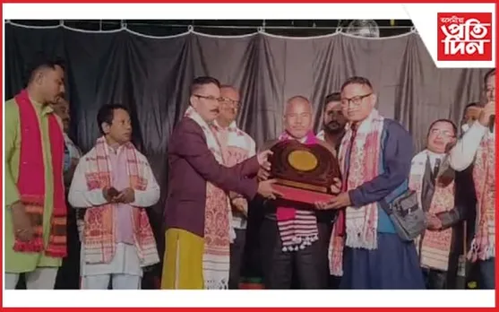 জাগৰণ সচেতন নাগৰিক মঞ্চৰ সমন্বয় ৰাস : 'অৰণ্যপিতৃ' উপাধিৰে বিভূষিত যাদৱ পায়েং