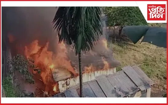 যোৰাবাটত বিধ্বংসী অগ্নিকাণ্ড :  ভস্মীভূত ৫টাকৈ বাসগৃহ