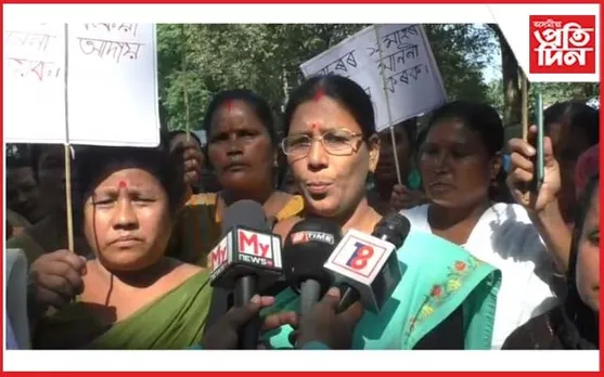 বিভিন্ন দাবীৰে মঙলদৈত মধ্যাহ্ন ভোজন কৰ্মচাৰী ইউনিয়নৰ প্ৰতিবাদ