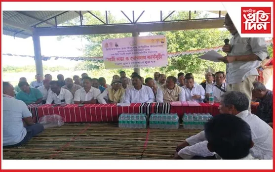 চিলাপথাৰত বিজেপি, গনশক্তি, অগপৰ শতাধিক লোকৰ কংগ্ৰেছত যোগদান