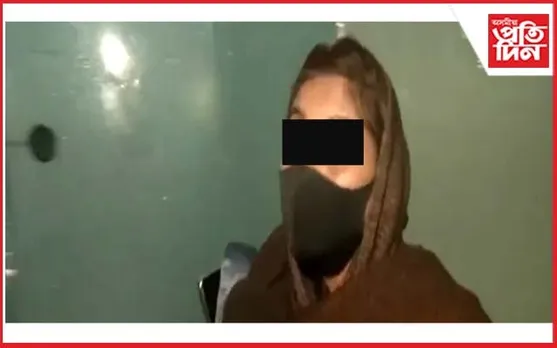 ফেচবুকত প্ৰেমত পৰি পাকিস্তানলৈ যোৱা মহিলা সন্তানৰ মোহত পুনৰ উভতিল ভাৰতলৈ