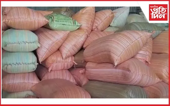 বিশ্বনাথত ধানৰ কলা ব্যৱসায় : কম মূল্যতে ধান ক্ৰয় কৰি কৃষকক প্ৰৱঞ্চনা মধ্যভোগীৰ