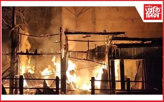 নগাঁৱত ভয়ংকৰ অগ্নিকাণ্ডঃ জ্বলি ছাই হ'ল কেইবাখনো দোকান 