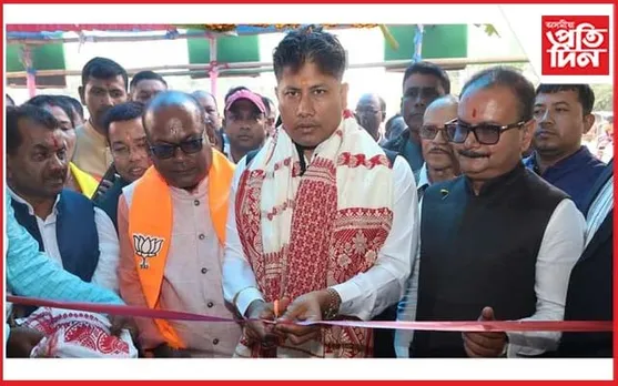 কঠীয়াতলীত বিজেপিৰ উন্নয়নৰ আলোড়িত সভাত মন্ত্ৰী পীযুষ হাজৰিকা