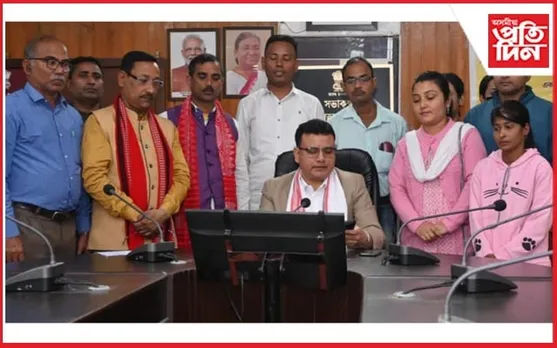 দৰঙৰ ৭ ৰোগীলৈ কৰুণাধাৰাৰ ৭৪ হাজাৰ টকা প্ৰদান...