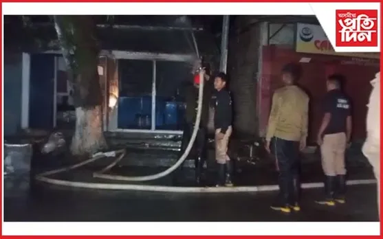 গোলাঘাটত ভয়ংকৰ অগ্নিকাণ্ড
