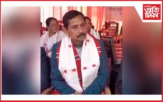 জামুগুৰিহাটৰ অৱসৰী প্ৰধান শিক্ষক মিন্টু কটকীক বিদায় সম্বৰ্দ্ধনা 