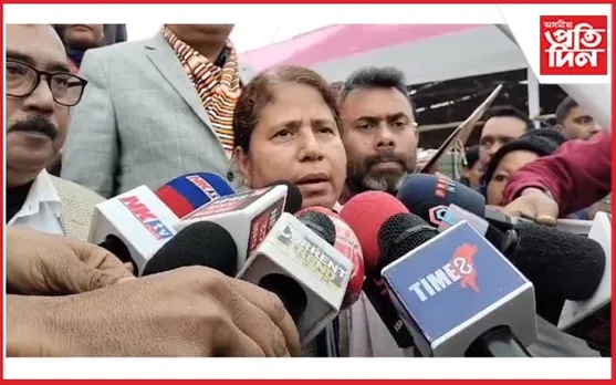তিতাবৰত ৭২৪০টা পৰিয়ালক ৰেচন কাৰ্ড বিতৰণ মন্ত্ৰী অজন্তা নেওগৰ
