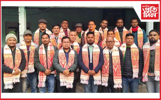 তামুলপুৰ প্ৰেছ ক্লাৱৰ নৱম দ্বি-বাৰ্ষিক অধিবেশনৰ সামৰণিঃনতুন সমিতি গঠন...