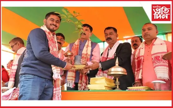 ৰঙিয়াত এপিএছচি উত্তীৰ্ণ মেধাৱী যুৱক-যুৱতীক সম্বৰ্ধনা বিজেপিৰ ৰাজ্যিক সভাপতি ভৱেশ কলিতাৰ 