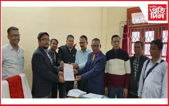 সাংবাদিকৰ সমস্যাবোৰ সমাধানৰ দাবীত মুখ্যমন্ত্ৰীলৈ  আপকুৰ স্মাৰক পত্র প্রদান
