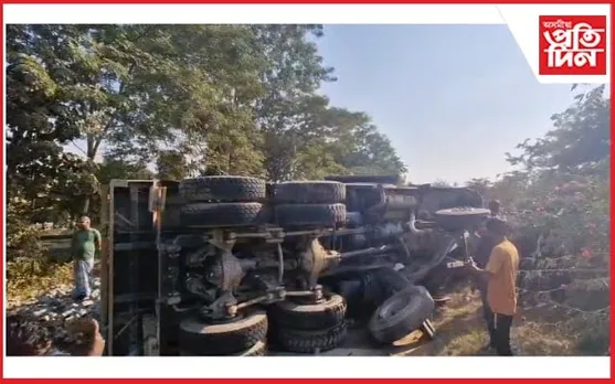 নগাঁৱৰ ৰাঙুলত দুই ডাম্পাৰৰ মুখামুখি সংঘৰ্ষ 