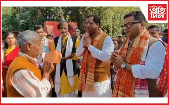 বটদ্ৰৱাৰ অগ্নিকাণ্ডত ক্ষতিগ্ৰস্ত ব্যৱসায়ীক ৰূপক শৰ্মাৰ সাহায্য বিতৰণ...