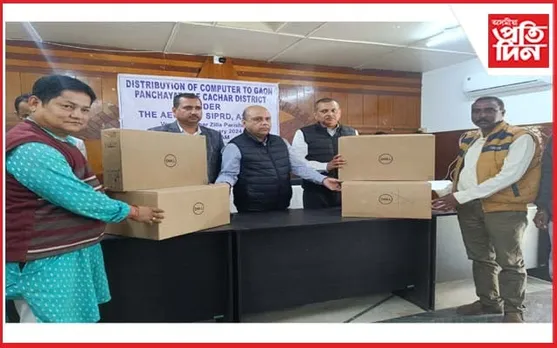 ৰাষ্ট্ৰীয় গ্ৰাম স্বৰাজ অভিযানৰ অধীনত কাছাৰত কম্পিউটাৰ বিতৰণ