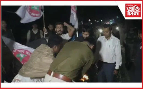 মঙলদৈৰ ৰাজপথত আছুৱে জ্বলালে 'কা'ৰ প্ৰতিলিপি