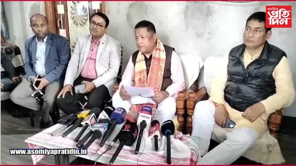 ধেমাজিত সংবাদমেলত মহাবিদ্যালয় একত্ৰীকৰণ সন্দৰ্ভত শিক্ষা মন্ত্ৰীয়ে কি ক'লে... 