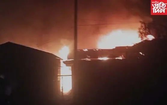 নিশা বাইহাটা চাৰিআলিত বিধ্বংসী অগ্নিকাণ্ডঃ ১০ টা বাসগৃহ ভস্মীভূত...