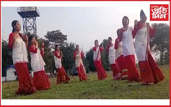 ডিব্ৰুগড়ত অসম সেউজ সংগীত মহোৎসৱ 