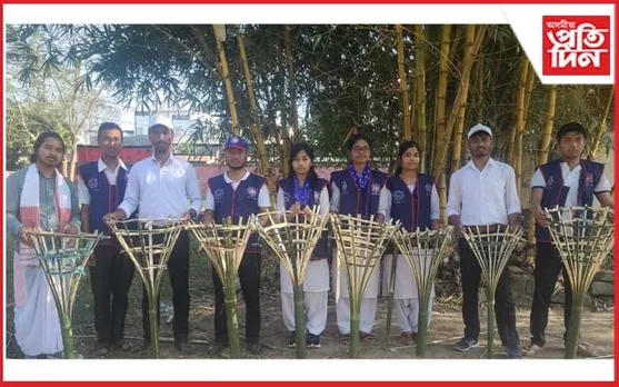 তিতাবৰ ডায়েটত ৰাষ্ট্ৰীয় সেৱা আঁ‌চনিৰ স্বেচ্ছাসেৱকৰ বাঁ‌হৰ ডাষ্টবিন নিৰ্মাণ...