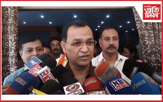 অস্তিত্বৰ সংকটত গোলাঘাট কংগ্ৰেছ! পুনৰ বহু সংখ্যক কংগ্ৰেছীৰ দল ত্যাগ...