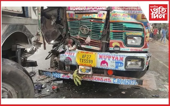 তেজপুৰত দুই মালবাহী ট্ৰাকৰ ভয়ংকৰ দুৰ্ঘটনাঃ বহু সময় ধৰি বন্ধ ৰাষ্ট্ৰীয় ঘাইপথ.. 