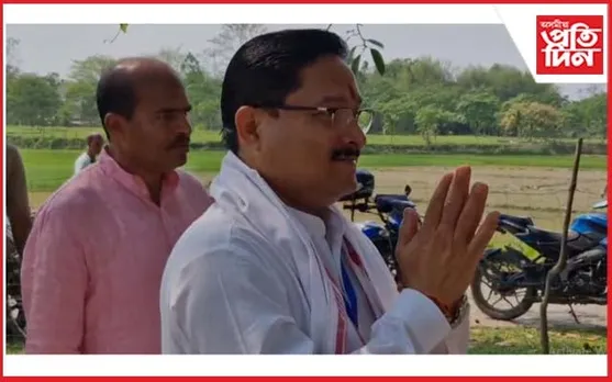 ওৰাঙৰ ভোট কেন্দ্ৰ পৰিদৰ্শন দিলীপ শইকীয়াৰ