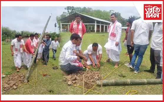মথুৰাপুৰ ব’হাগী বিদায় উৎসৱৰ লাইখুঁটা স্থাপন...
